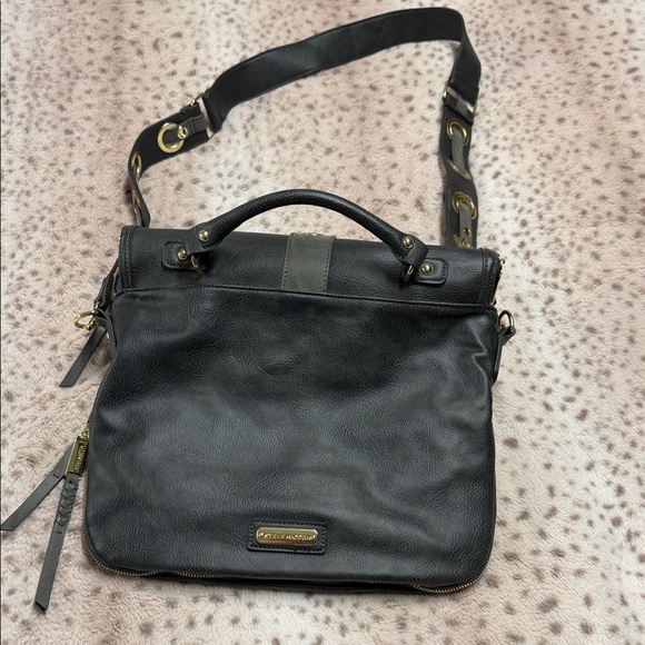 Steve Madden Black and Gray Crossbody Bag with Gold Accents - Picture 6 of 10
